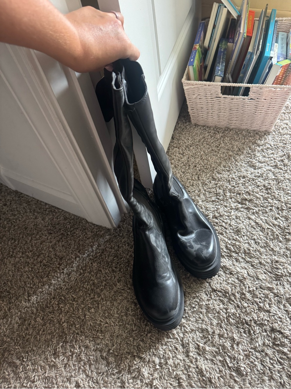 AKIRA Black Women's Heeled Knee-High Boots